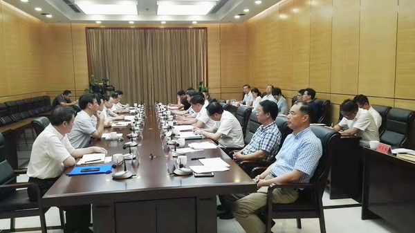 19-07-30农工党省委领导参加党外人士情况通报会 (2).JPG