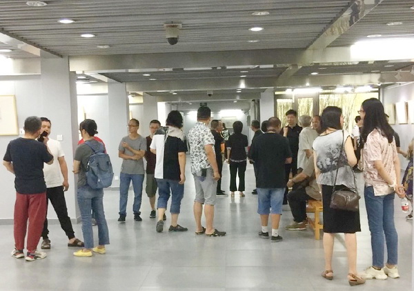 19-08-14顾忠兵速写作品展在南通开展 (5).JPG 19-08-14顾忠兵速写作品展在南通开展 (5).JPG