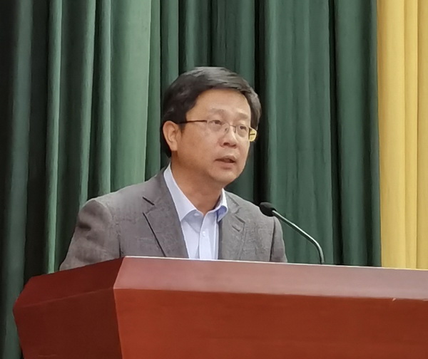 省政协召开常委会 (6).JPG