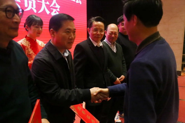 省经联会召开会员大会  (3).JPG