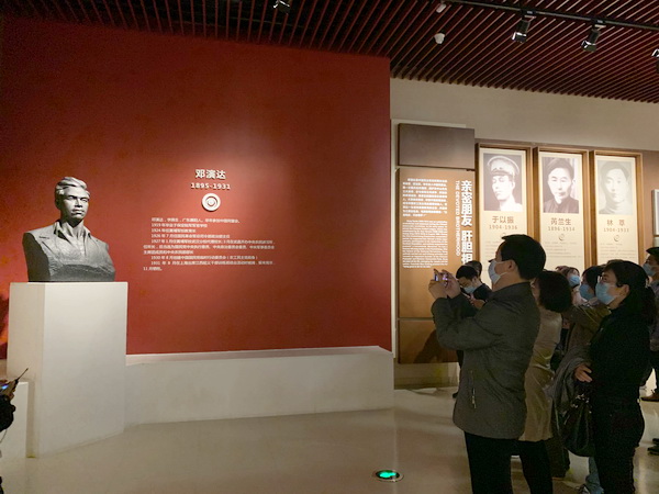 省委机关支部机关工会雨花台 (6).JPG