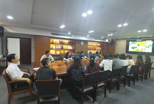 农工党省委机关观看党史教育片 (3).jpg