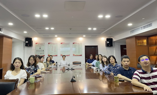 农工党省委机关集体收看庆祝大会 (1).JPG
