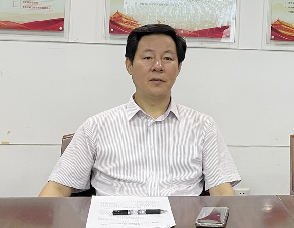 农工党省委机关集体收看庆祝大会 (3).JPG