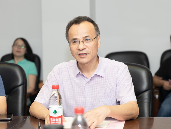 农工党南京邮电大学基层委员会主委王保云主持会议.jpg