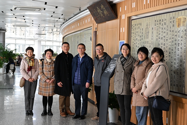 2023年11月26日南中医药大在职支部与省中医院支部联合参观茧斋主题活动2.jpg
