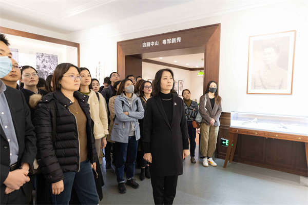 【纪念邓演达殉难92周年】农工党苏州市委会拜谒邓演达烈士墓、瞻仰邓演达烈士殉难处 (9).jpg
