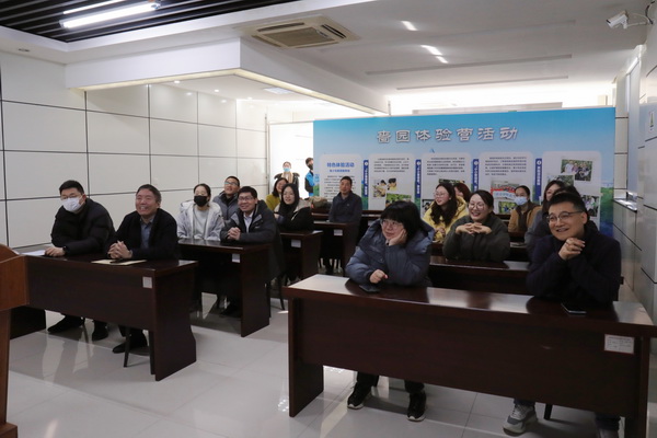 南通市民主党派机关年轻干部素质提升户外拓展训练成功举办 (2).jpg