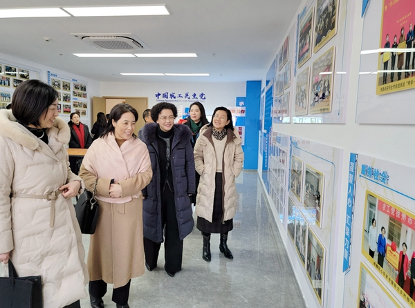 委刘云来徐开展主题教育工作调研 (1).jpg