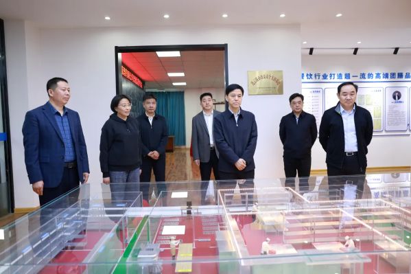 连云港市政协主席黄远征调研农工党界别工作2.jpg