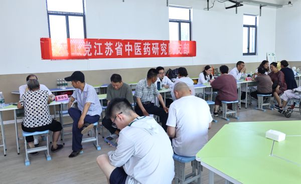 义诊照片2.jpg