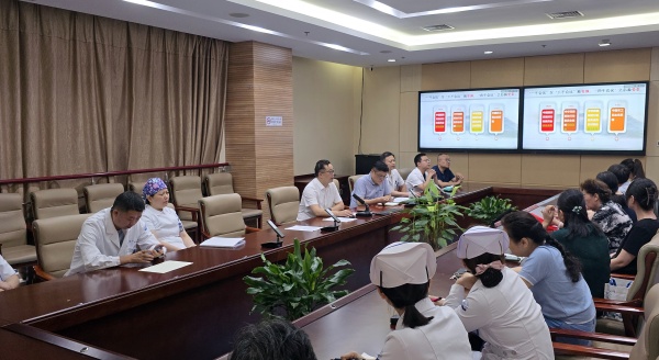 2农工党盐城市委会开展“主委讲党课”活动_副本.jpg